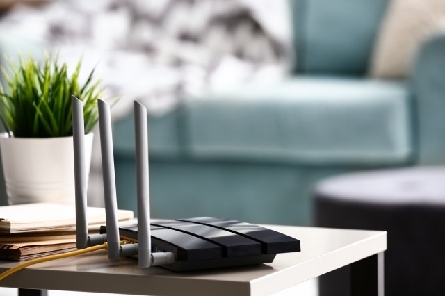 Factors That Affect Your Broadband Speeds and How to Optimize Them